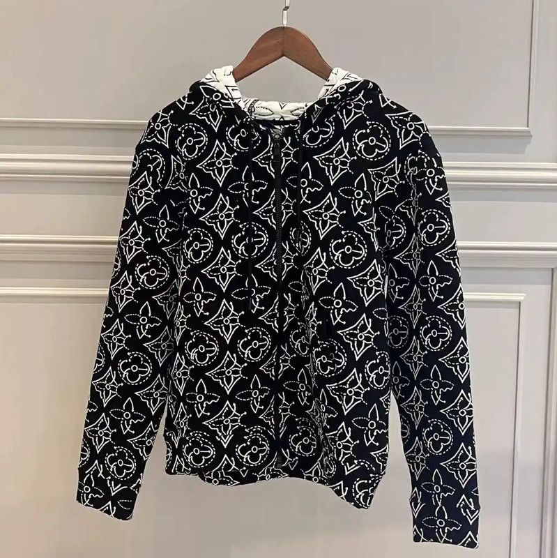 Louis Vuitton Louis Vuitton Black Zip Hoodie for Women 0089 Size S / US 4 / IT 40 - 1 Thumbnail