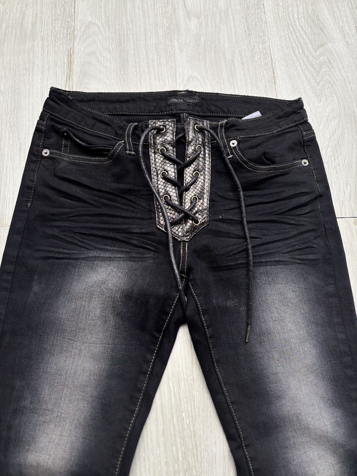 Japanese Brand daily topic laceup flare jeans Size US 26 / EU 42 - 2 Thumbnail