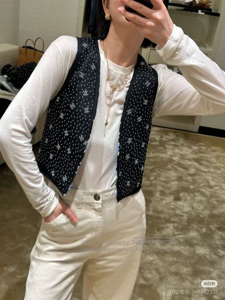Chanel Chanel 24B blue small flower vest jacket Size XS / US 0-2 / IT 36-38 - 9 Thumbnail