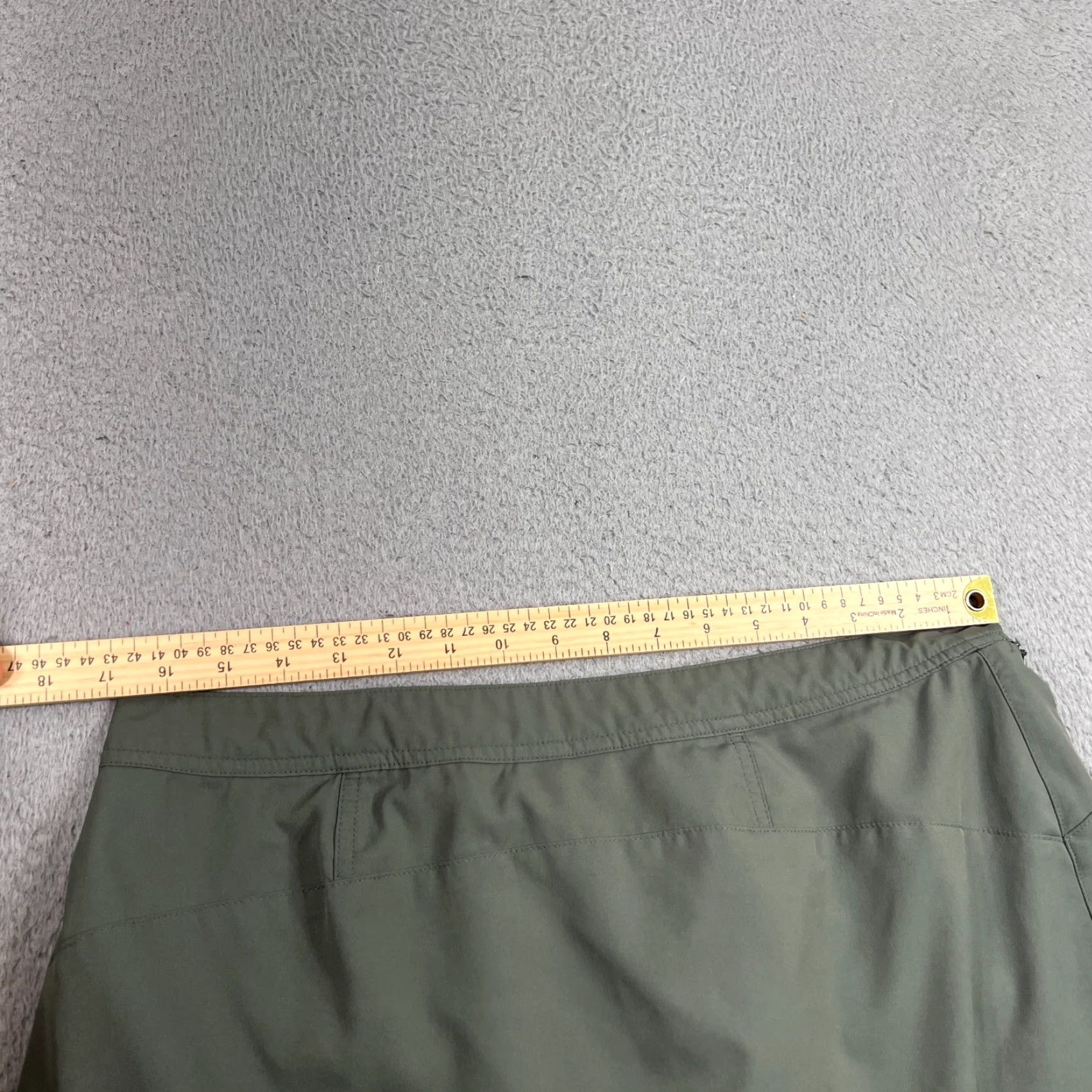 Vintage REI Womens Skirt A-Line Above Knee Zip Pocket Stretch Green 12 Skirt Sz 12 Regular UPF 30+ Polyester"} Size 34" / US 12 / IT 48 - 6 Thumbnail