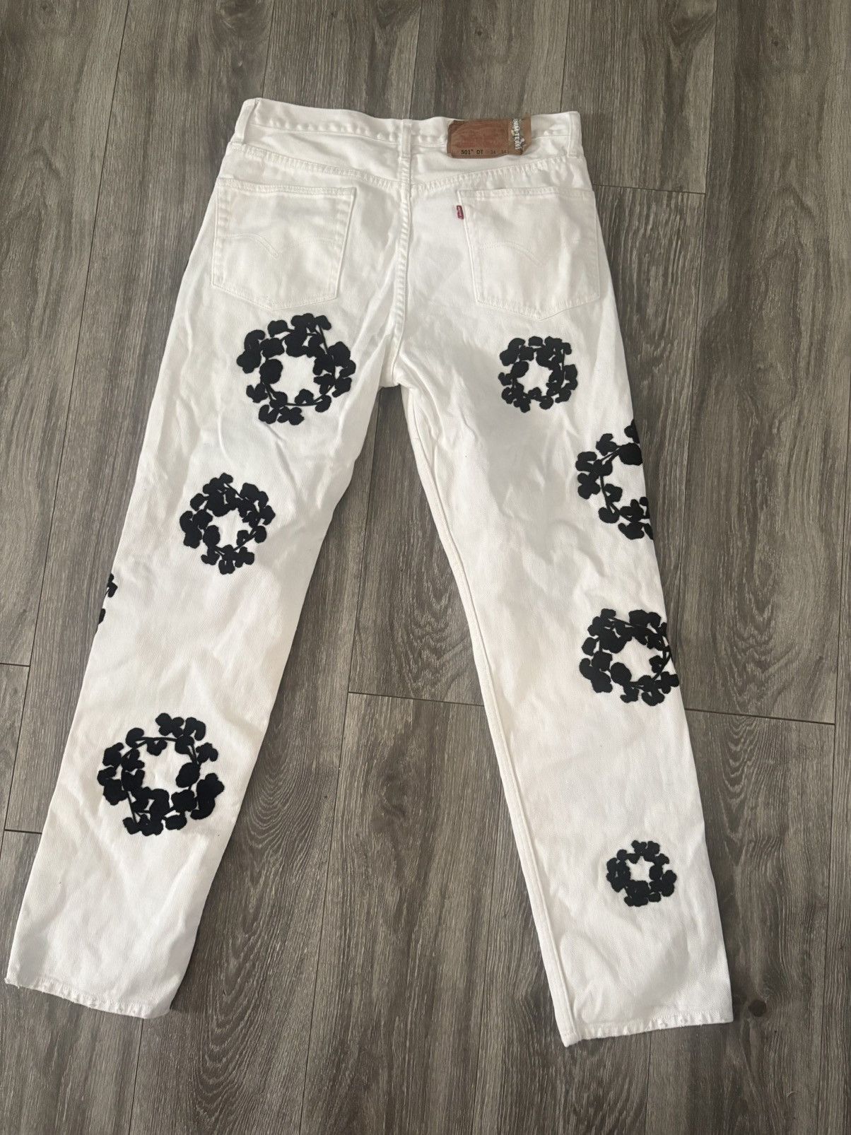 DENIM TEARS Denim Tears cotton wreath denim Size US 34 / EU 50 - 10 Thumbnail