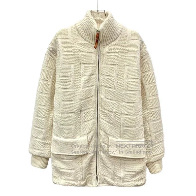 Hermes Hermes Beige floral texture merino wool stand collar zippe Size XS / US 0-2 / IT 36-38 - 1 Thumbnail