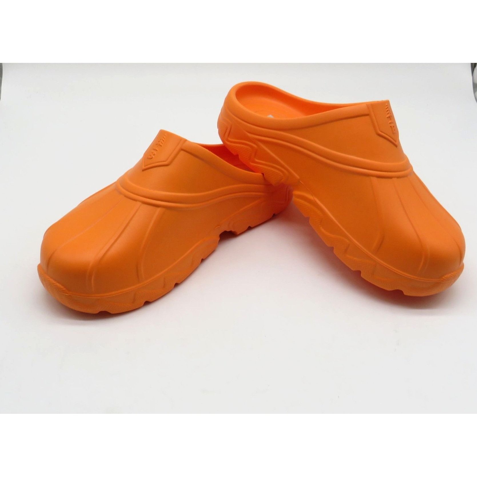 Other Bass Outdoor Unisex Orange Rubber Slip On M5 W6 Rugged Durab Size US 5 / EU 37 - 5 Thumbnail