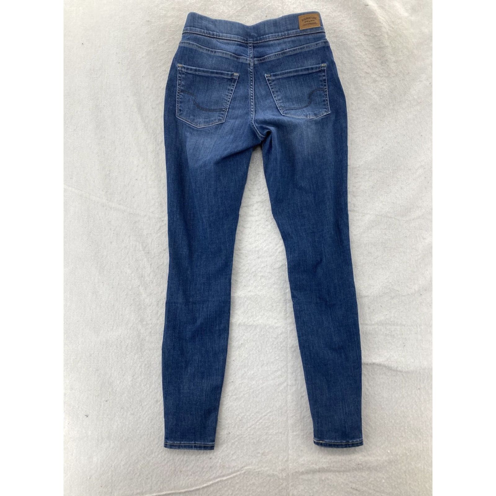 Levi's Levi's Signature Shaping Jeans Women's Super Skinny Stretch Size 2 Dark Wash Blue Size 26" / US 2 / IT 38 - 2 Thumbnail