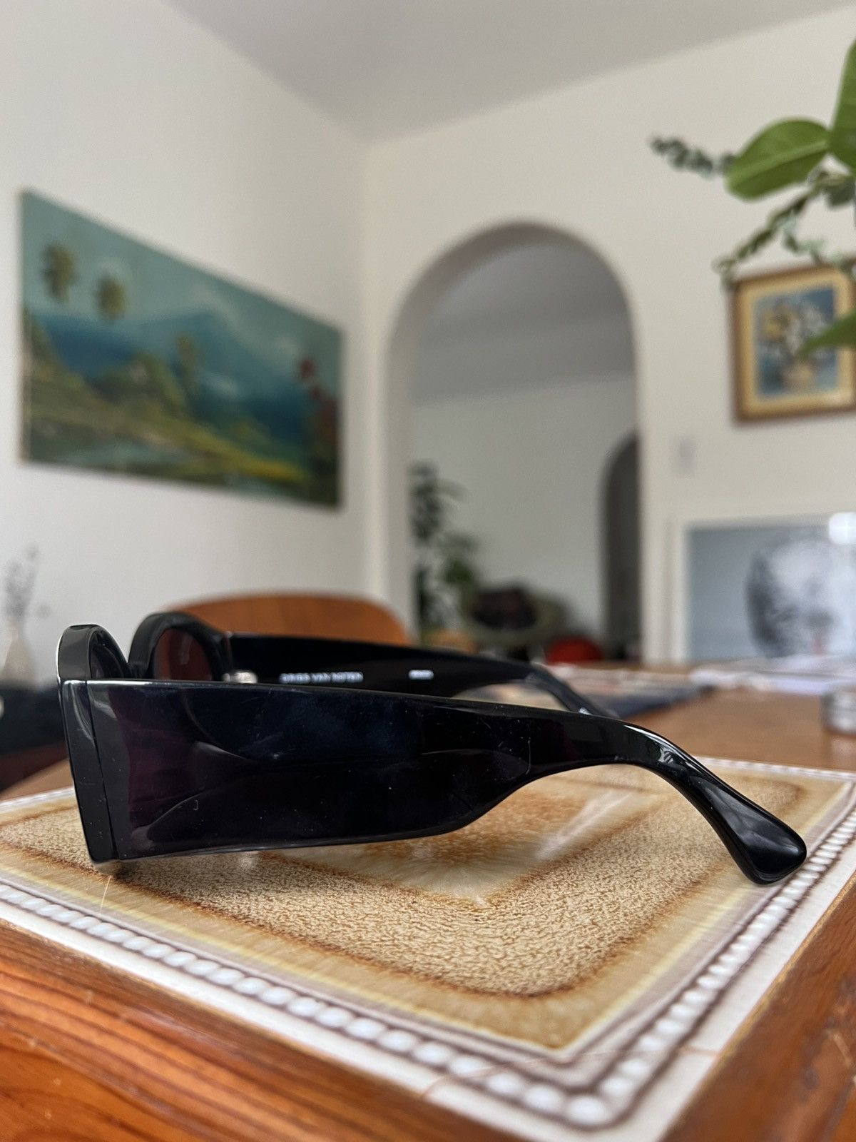 Dries Van Noten × Linda Farrow Dries Van Noten Sunglasses in Black Size ONE SIZE - 3 Thumbnail