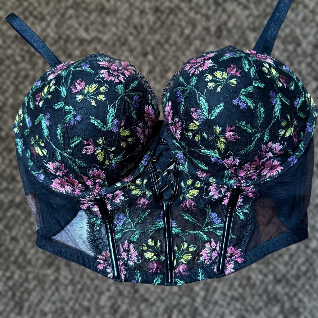 Victoria's Secret Victoria's Secret Very Sexy Push up Underwire Longline Floral Lace bra 36DD Women Size ONE SIZE - 1 Thumbnail