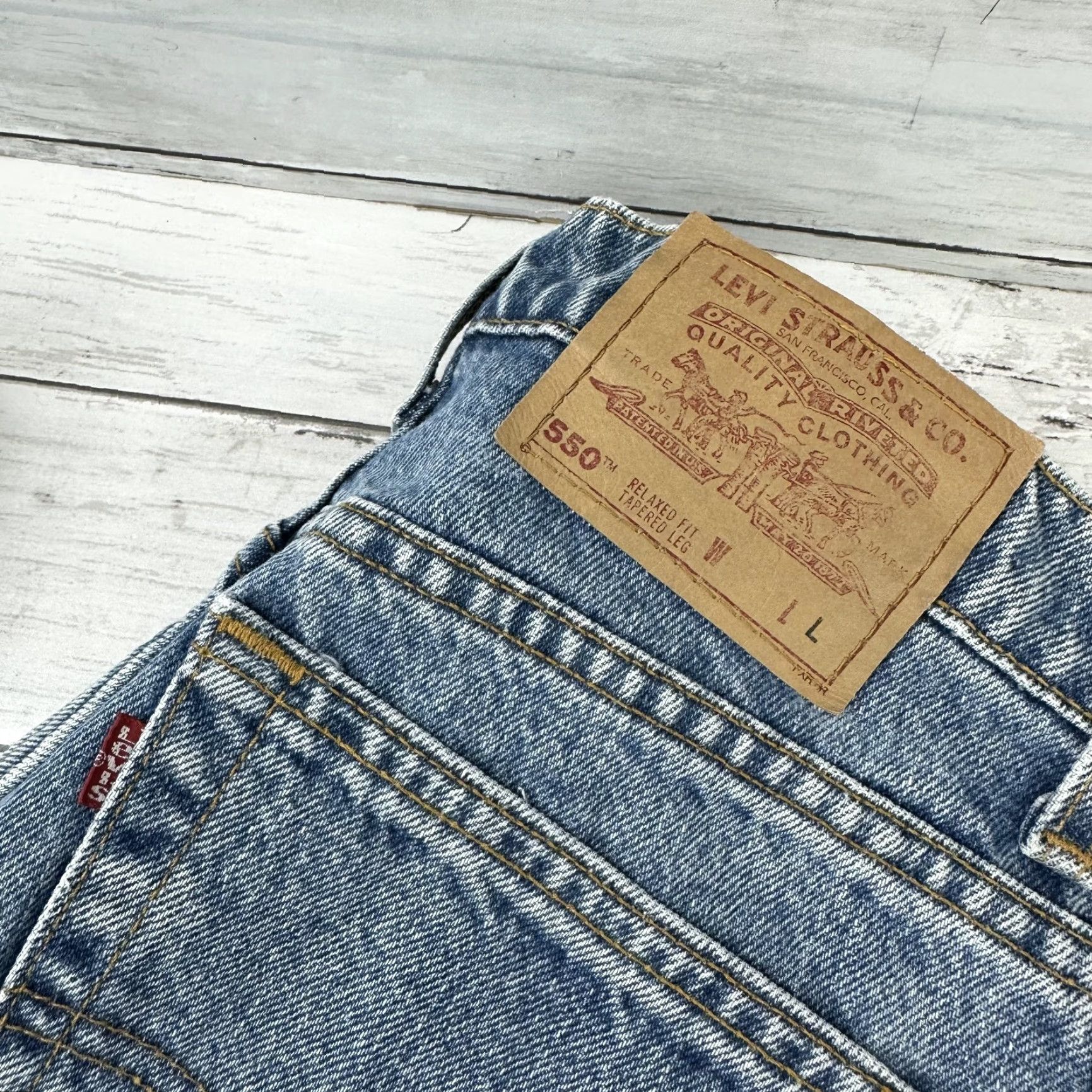 Levi's VINTAGE Levi's 550 Jeans - Denim Tapered - 28x32.5 - Blue - Womens Size 9 Jr Long - 90s Retro USA - Relaxed Fit Junior Regular Size 30" / US 8 / IT 44 - 3 Thumbnail