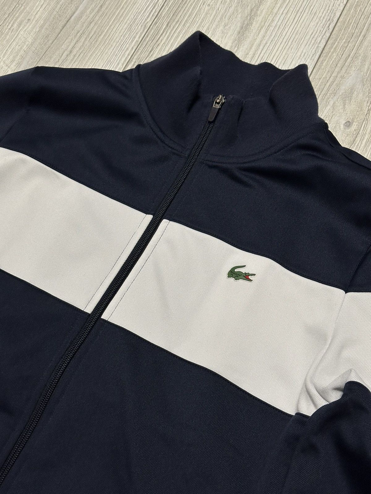 Lacoste Vintage Lacoste Sport Light Jacket White/Navy Crocodile Size US M / EU 48-50 / 2 - 2 Thumbnail