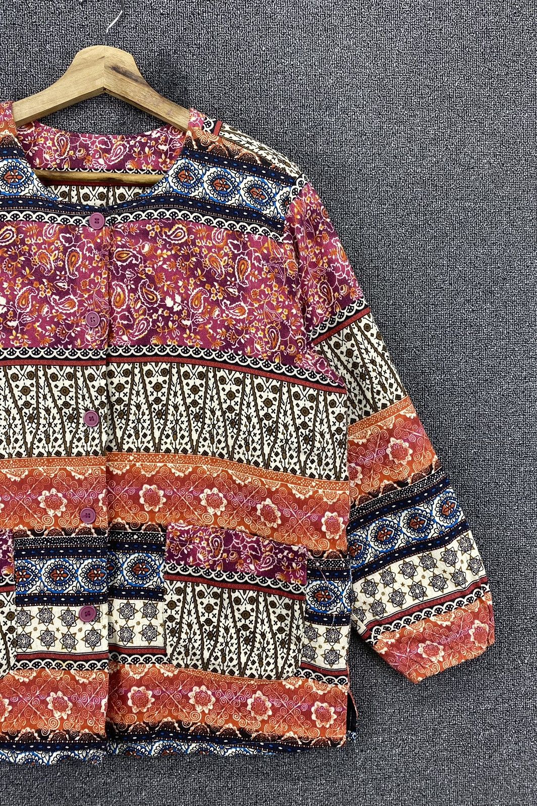 Japanese Brand Vintage Native x Navajo Paisleys Button Up Cardigan Jacket Size M / US 6-8 / IT 42-44 - 4 Thumbnail