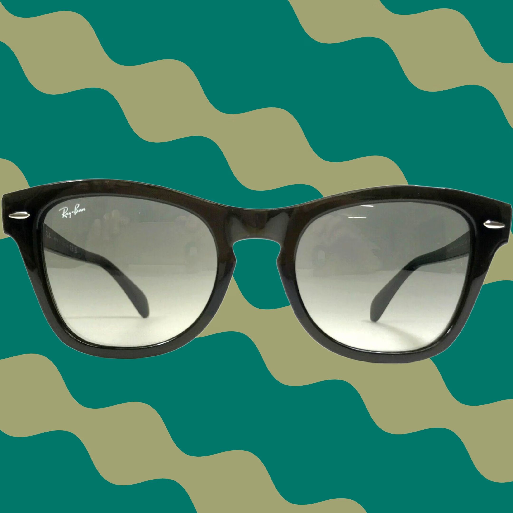 Vintage Ray-Ban Sunglasses RB0707-S 6642/71 Polished Black  display picture 3