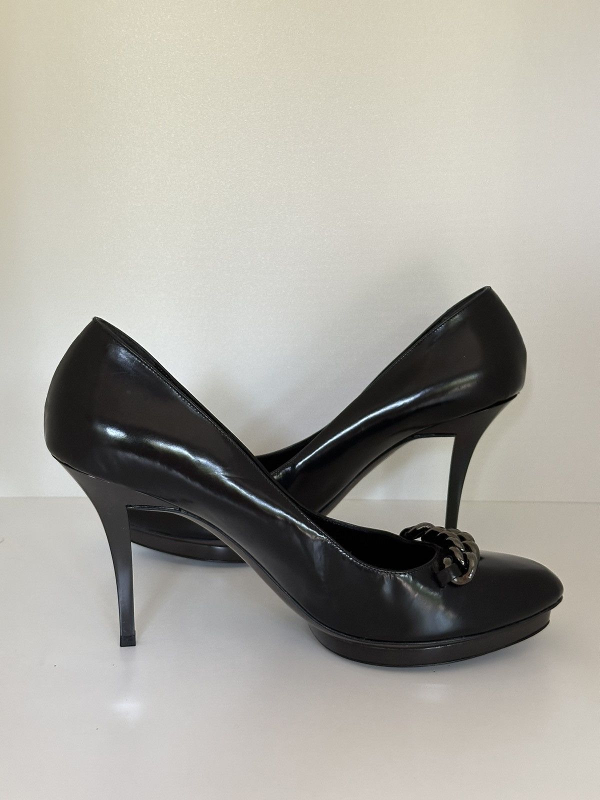 Gucci Gucci patent leather heels metal logo with box Size US 9 / IT 39 - 7 Thumbnail