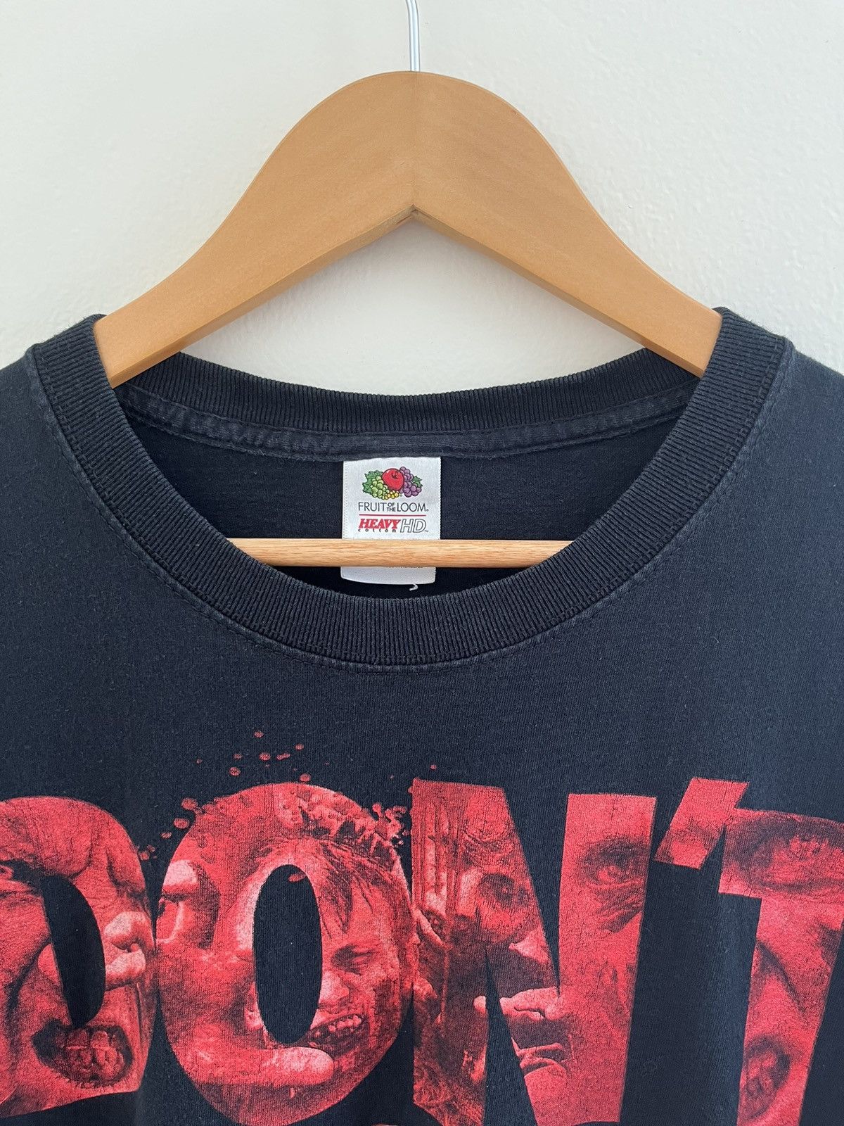 Vintage © 2012 AMC The Walking Dead “Don’t Git Bit” Promo T-Shirt Size US XXL / EU 58 / 5 - 7 Thumbnail