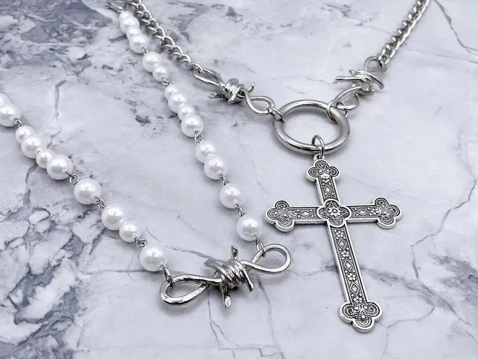 Other Vintage Cross Elegant Thorns Pearl Chains Choker Necklace Size ONE SIZE - 2 Thumbnail