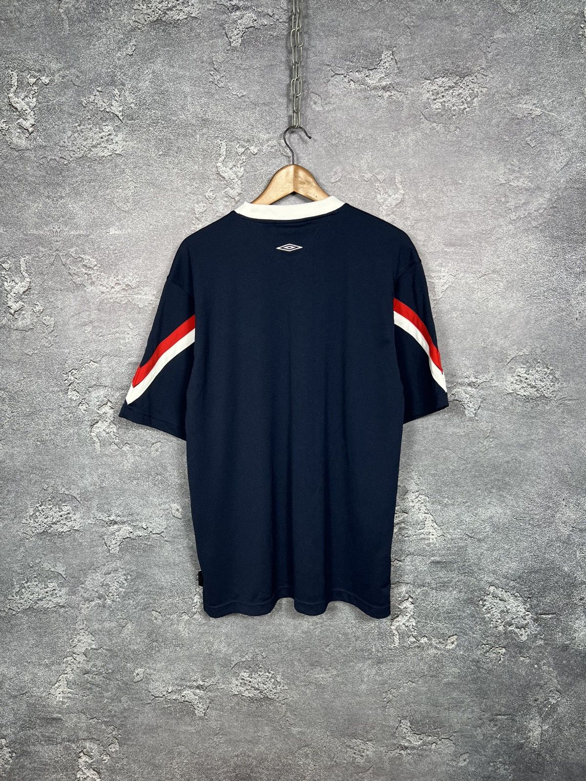 Umbro Vintage 2000s Umbro England Training Jersey T-shirt Size US XL / EU 56 / 4 - 11 Thumbnail