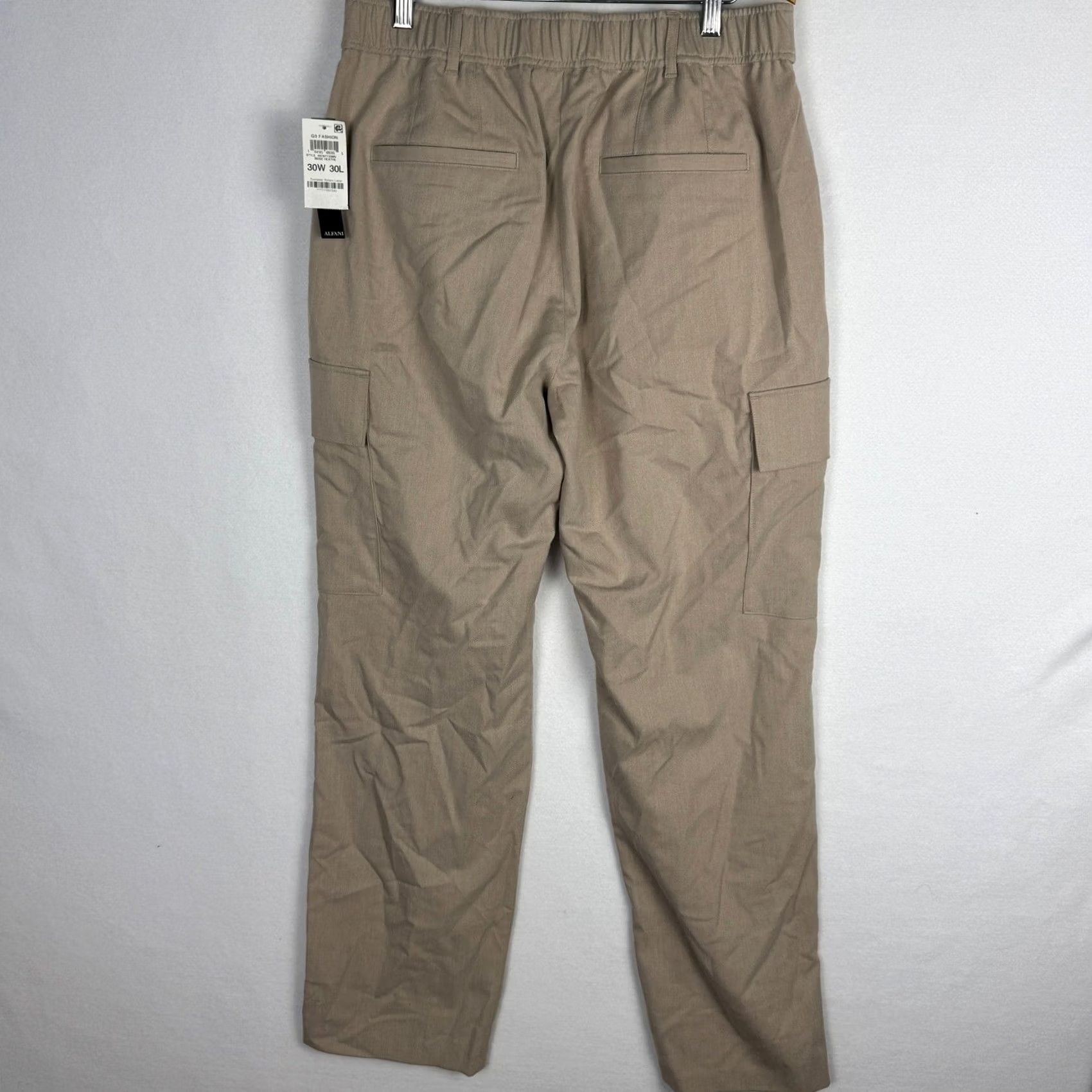 Alfani Alfani Mens Pleated Cargo Pants Beige Heather 30W 30L New Size US 30 / EU 46 - 2 Thumbnail