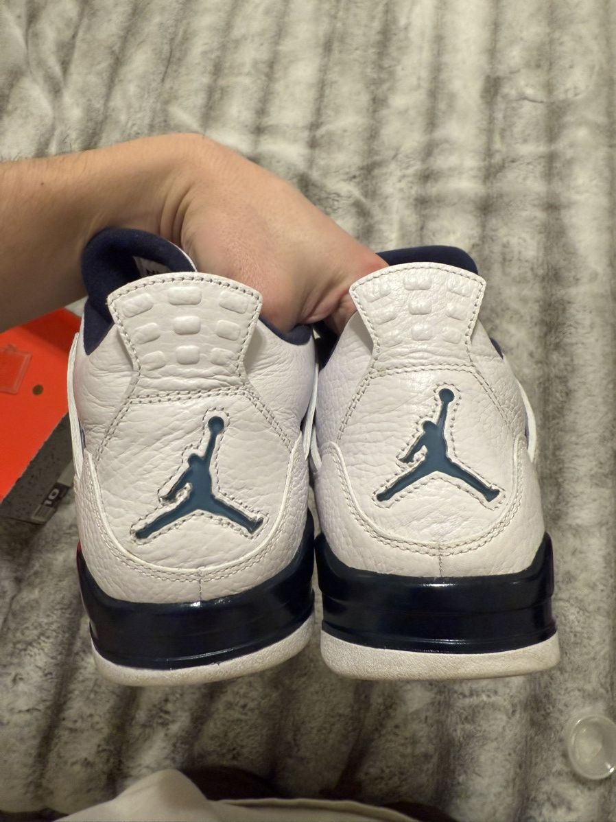Jordan Brand Air Jordan 4 Retro ‘Columbia’ Size US 10 / EU 43 - 4 Thumbnail