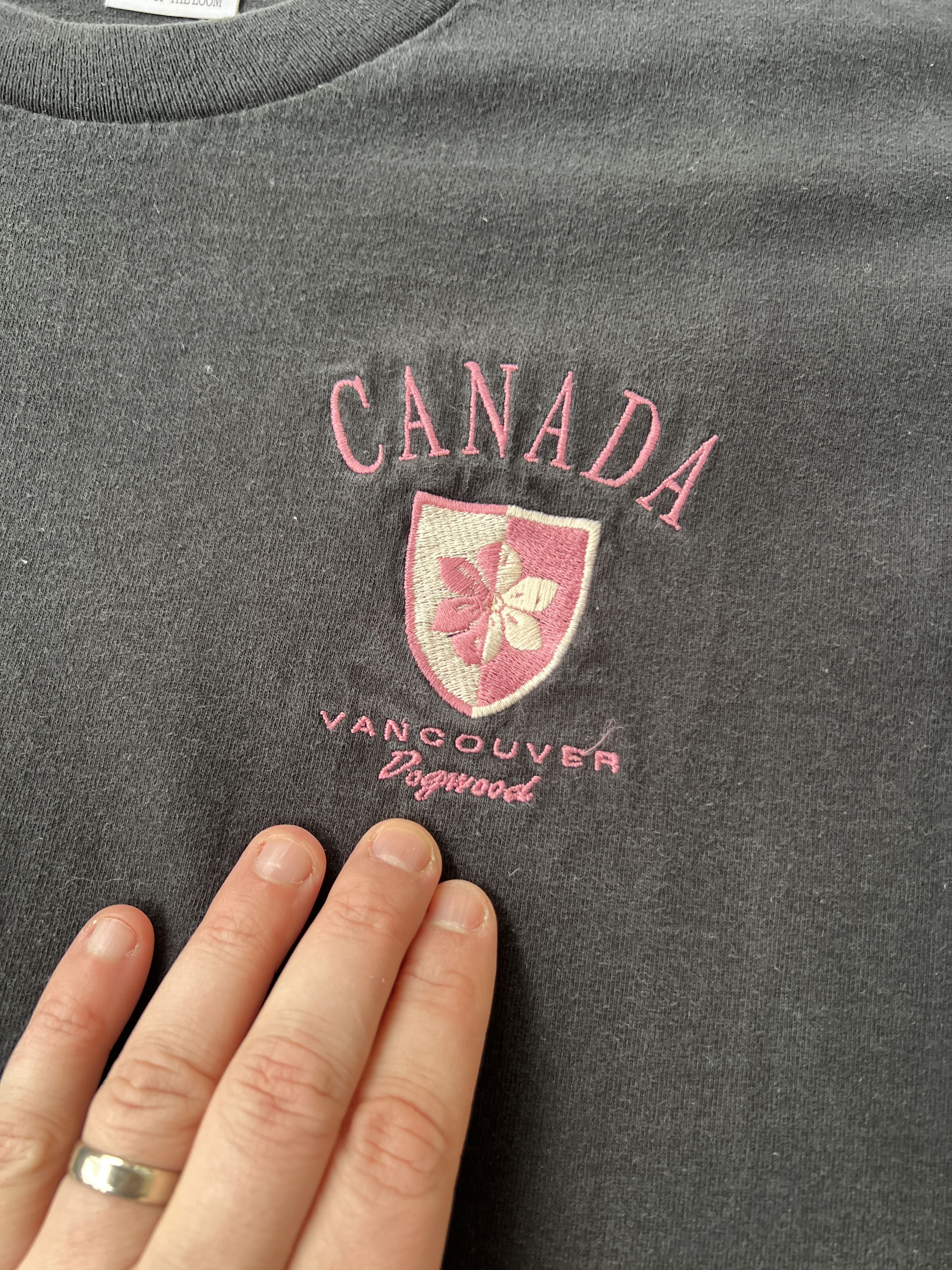 Fruit Of The Loom Canada Vancouver Dagwood Vintage Tee Size US XL / EU 56 / 4 - 3 Thumbnail