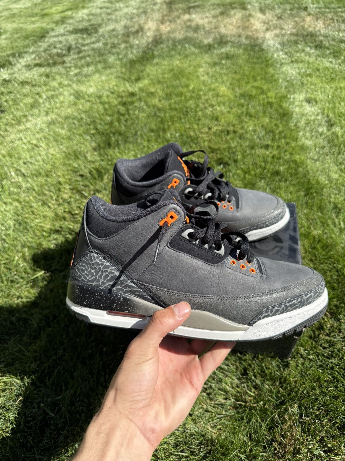 Jordan Brand Jordan 3 FEAR Size US 11 / EU 44 - 2 Thumbnail