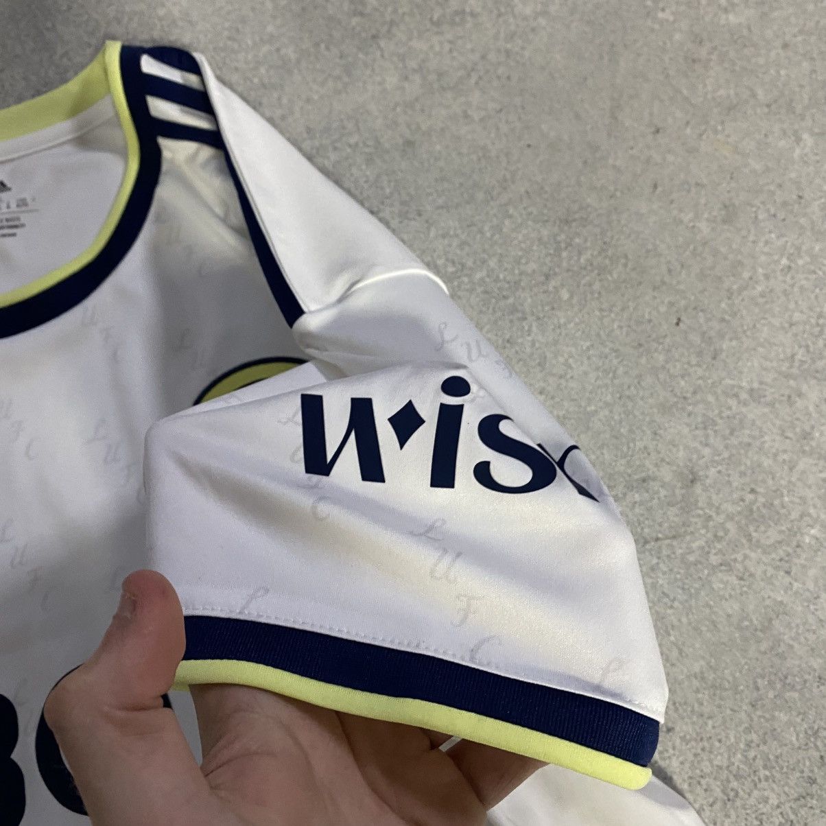 Adidas Adidas Leeds United Jersey 2020 - 21 Season Away Type M Size US XL / EU 56 / 4 - 5 Thumbnail