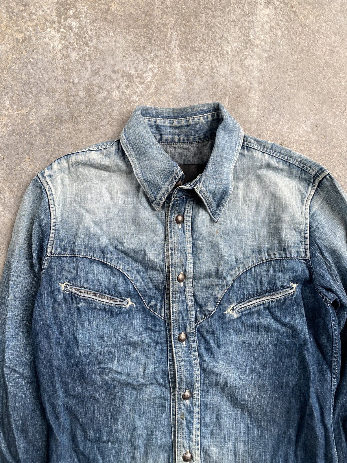 Isamu Katayama Backlash Isamu Katayama Backlash wash western denim shirt Size US S / EU 44-46 / 1 - 3 Thumbnail