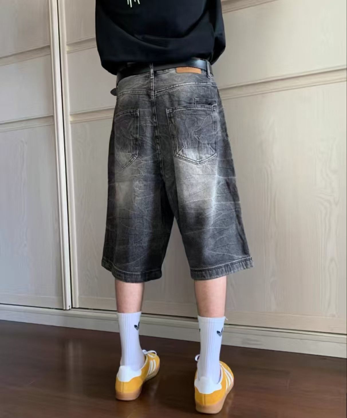 Japanese Brand × Jean Black washed vintage straight distressed denim shorts Size US 32 / EU 48 - 4 Thumbnail