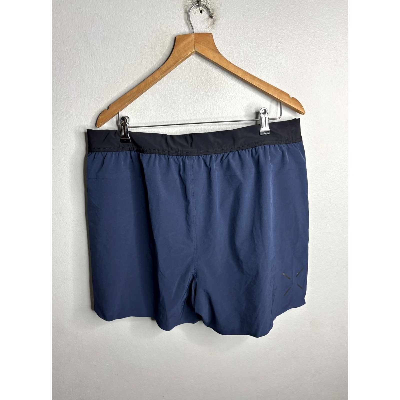 Ten Thousand Ten Thousand Interval Shorts Mens 2XL Blue Athletic Training Gym Running Shirtless not included? Size US 39 - 4 Thumbnail