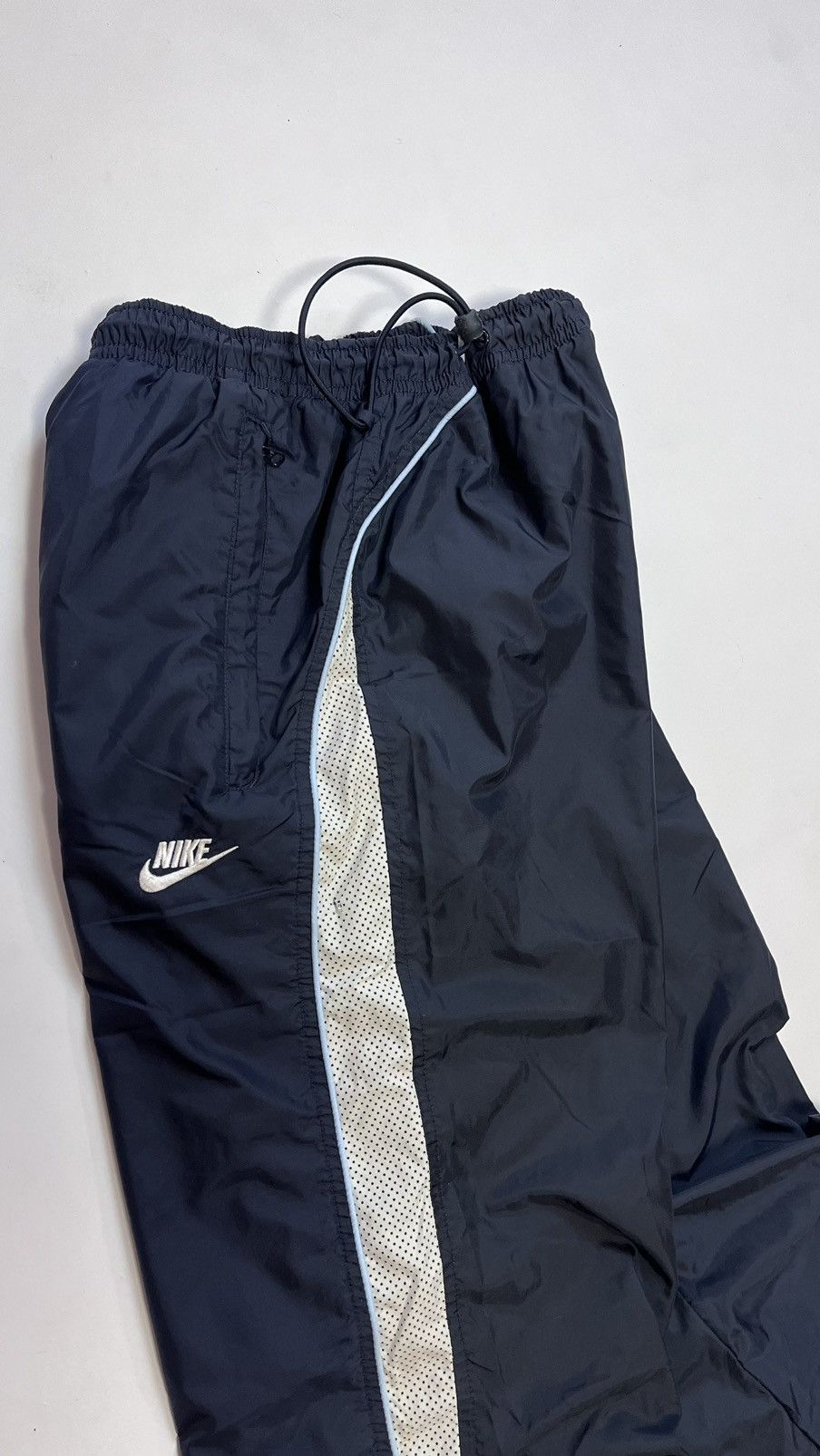 Nike Nike vintage track pants S size tightening Size US 30 / EU 46 - 2 Thumbnail