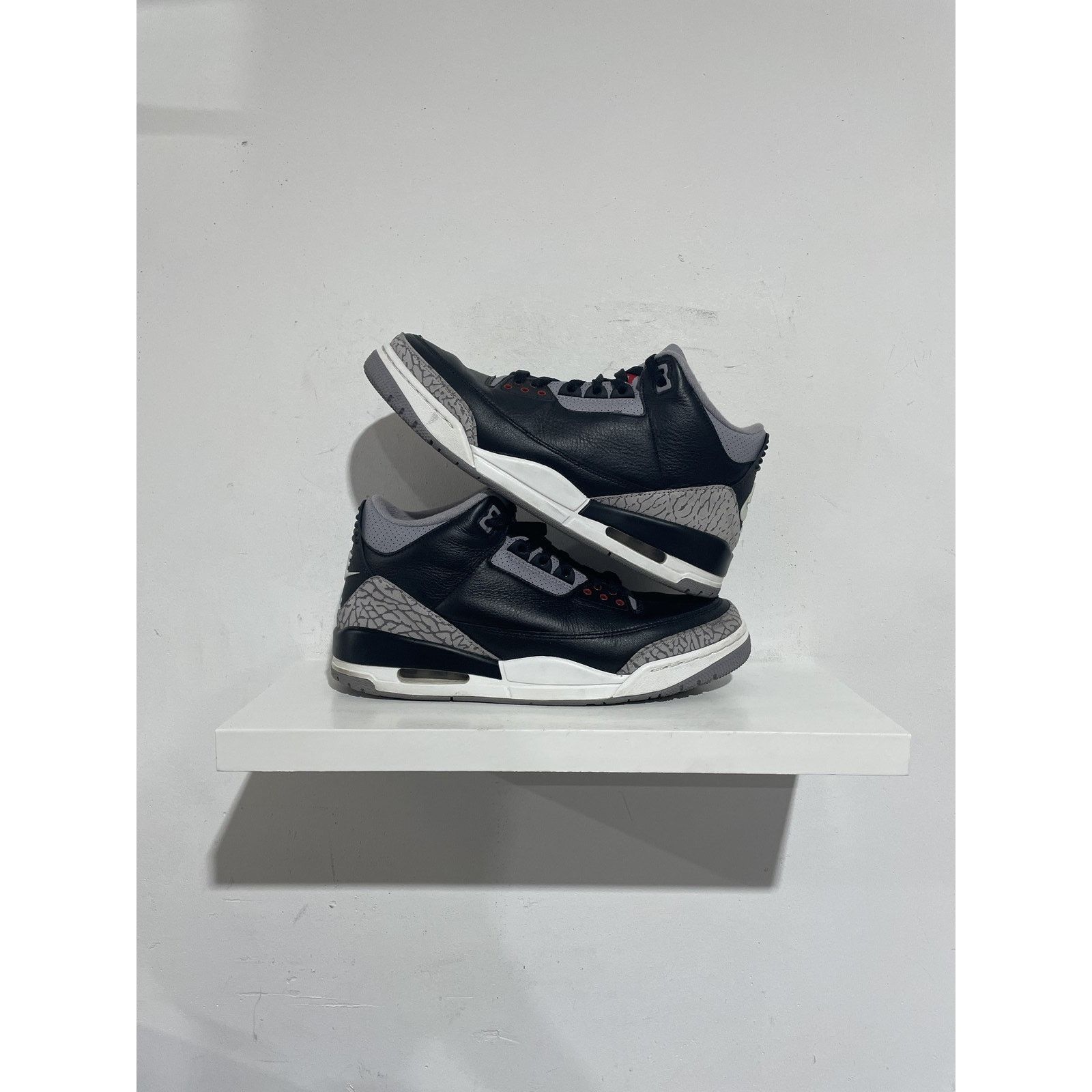 NIKE JORDAN 3 BLACK CEMENT 2024 SIZE 9 PREOWNED