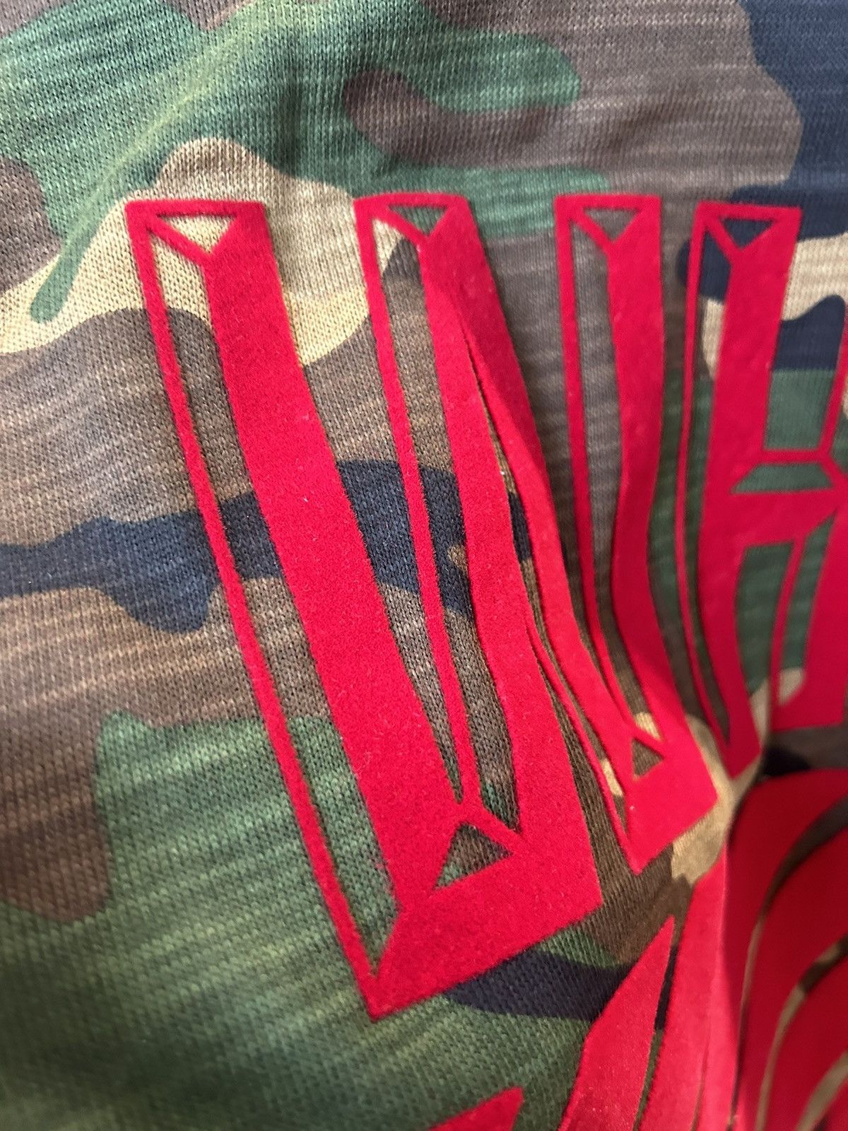 Off-White Slightly oversized OFF-WHITE Camo tee size S brand new Size US S / EU 44-46 / 1 - 5 Thumbnail