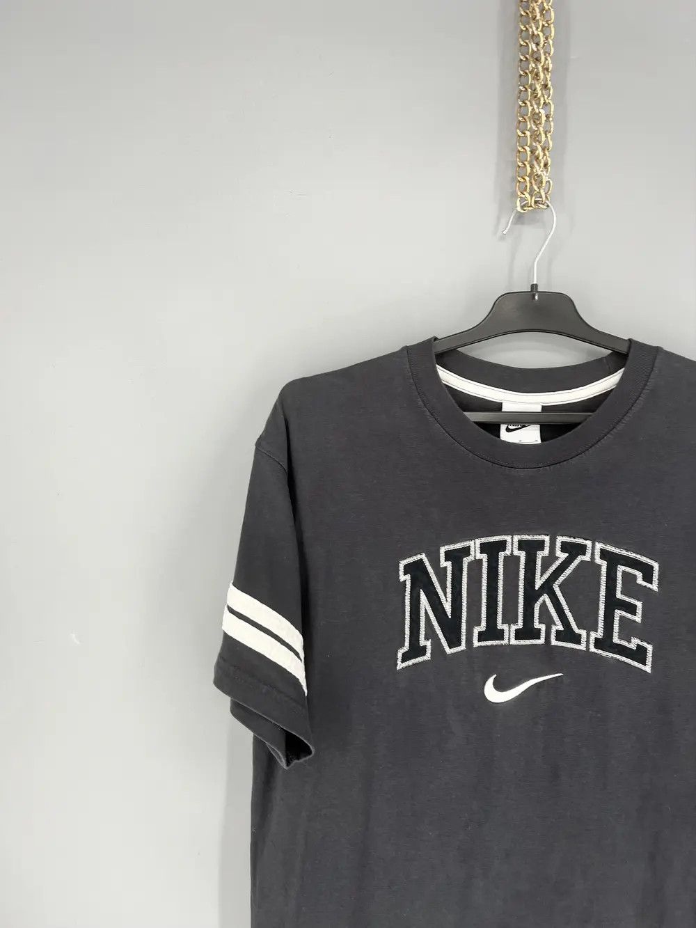 Other Vintage Y2K Nike Center Swoosh Logo T-Shirt Size US M / EU 48-50 / 2 - 4 Thumbnail