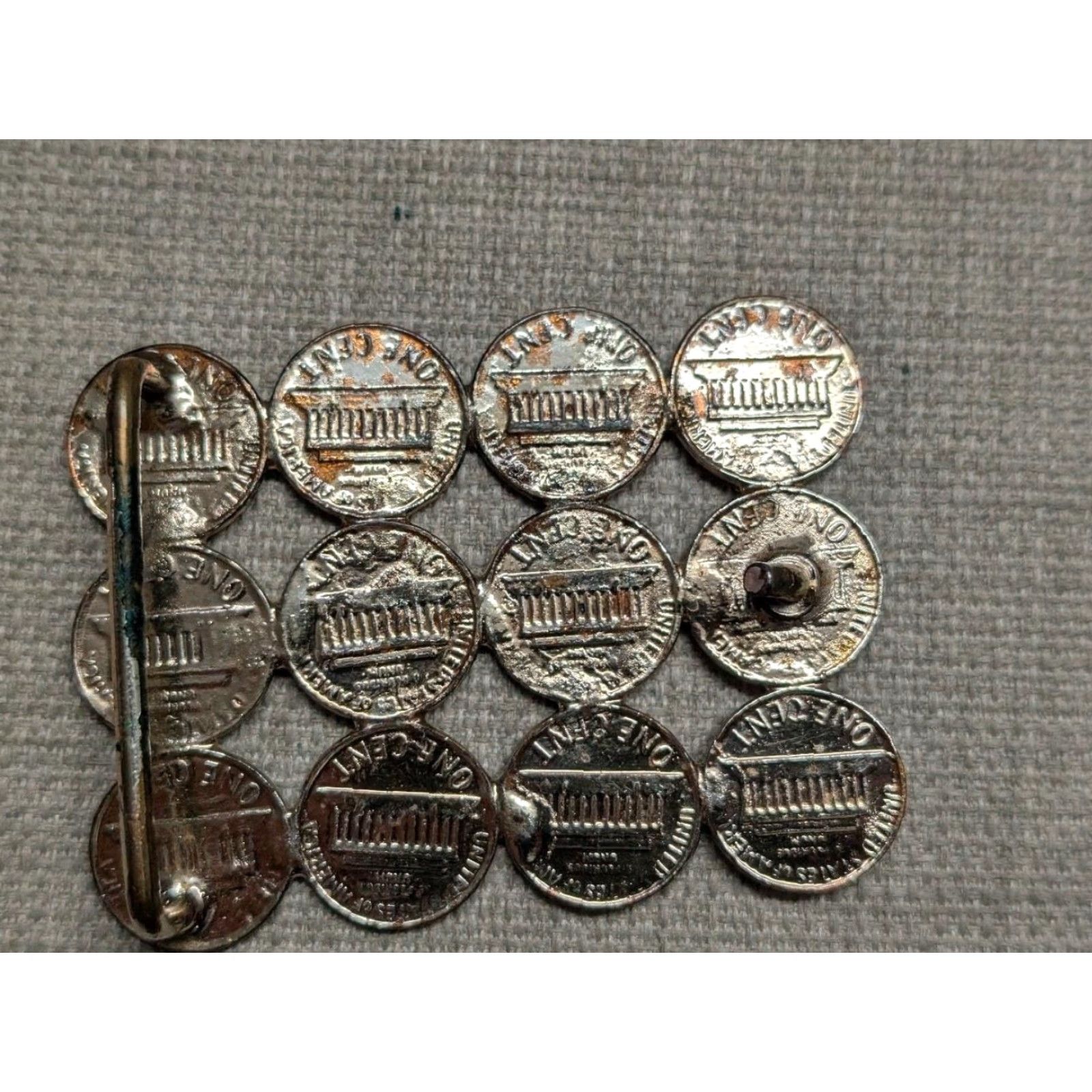 Vintage VINTAGE penny belt buckle LINCOLN 12 penny chrome western USA Men Belt Buckle Chrome Copper Metal 1.75" Fits 1.75" belt max America 1970s 1977 Mens Size ONE SIZE - 4 Thumbnail