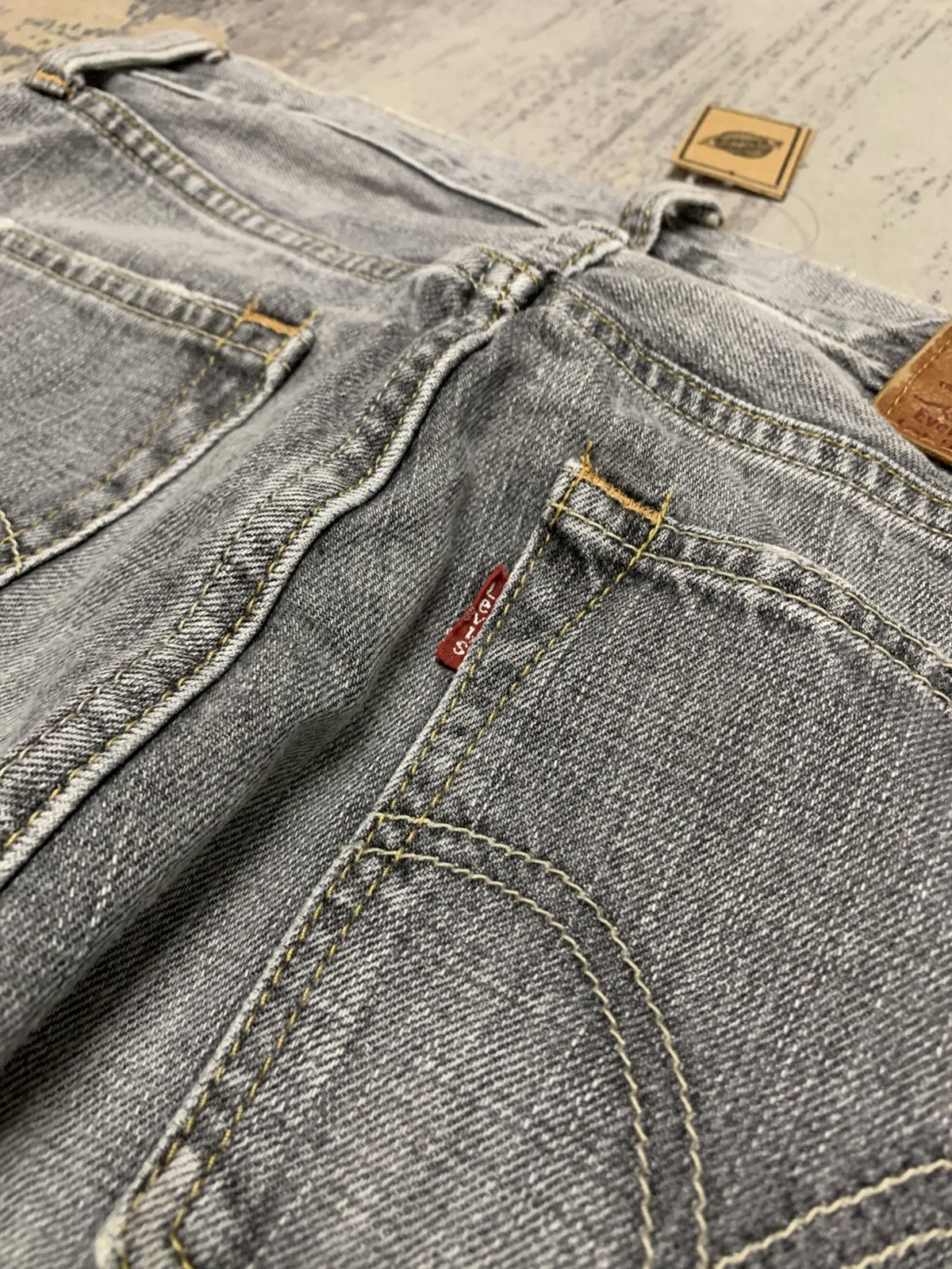 Levi's Vintage 90s Levis 502 Grey Faded Wash Loose Jeans Size US 29 - 10 Thumbnail