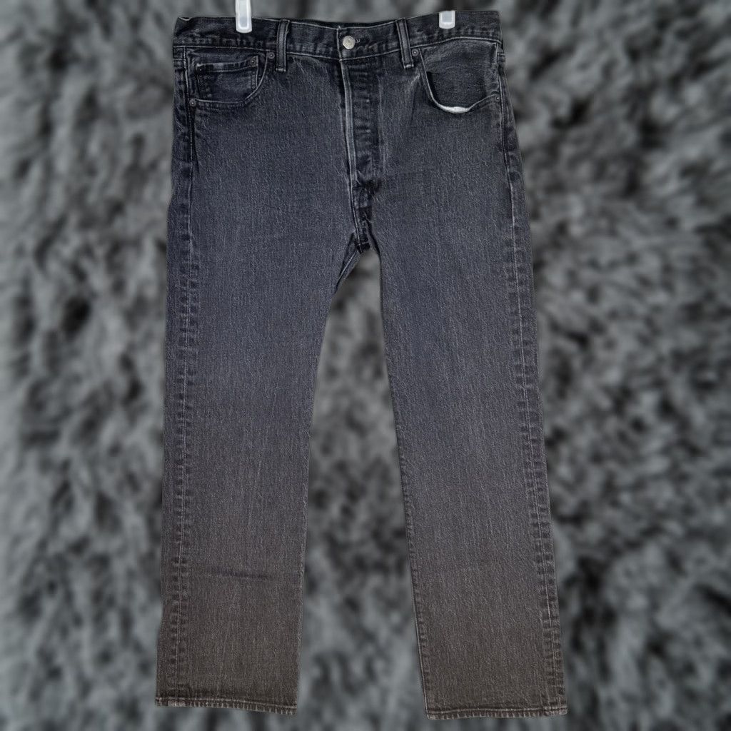 Levi's Levi's 501 Jeans Mens 36x30 Black Button Fly Straight Denim Classic Pants Size US 36 / EU 52 - 1 Thumbnail