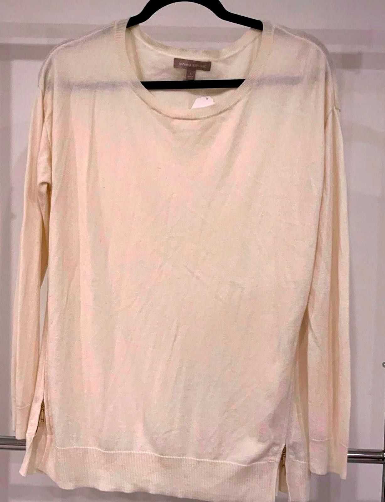 Banana Republic Banana Republic Soft Cream Long Sleeve Shirt - Size L Size L / US 10 / IT 46 - 1 Thumbnail