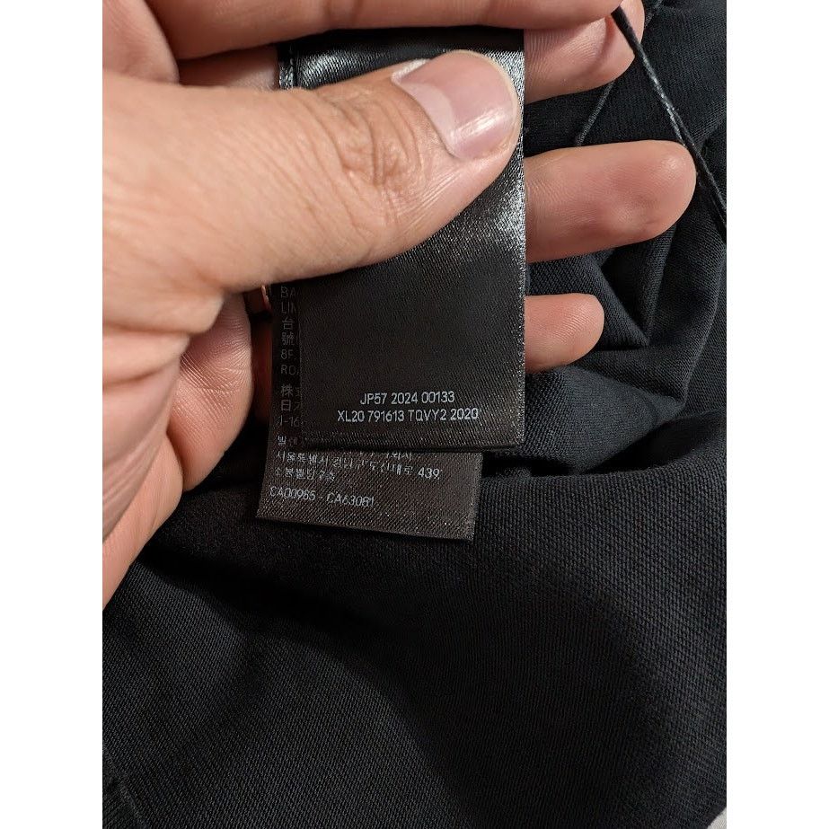 Balenciaga o1rshd1 L/S Double Front T-Shirt in Black Size US S / EU 44-46 / 1 - 16 Thumbnail