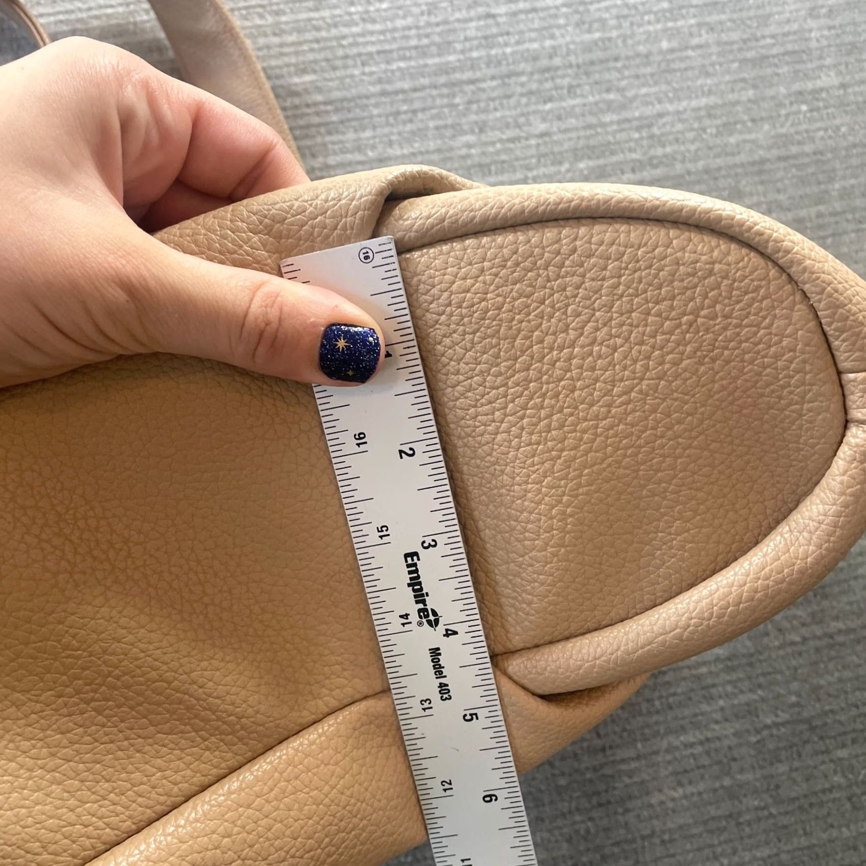 Steve Madden Steve Madden Shoulder Bag Medium Tan Faux Leather Purse Classic Pockets Size ONE SIZE - 3 Thumbnail