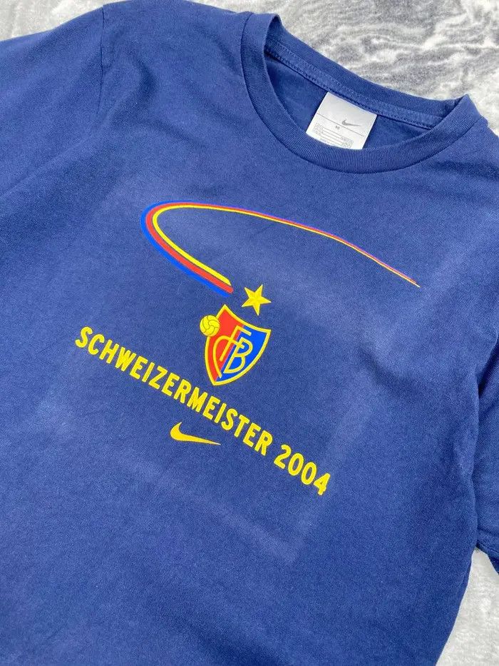 Nike Vintage Nike FC Basel 2004 T-Shirt Big Logo Size US M / EU 48-50 / 2 - 2 Thumbnail