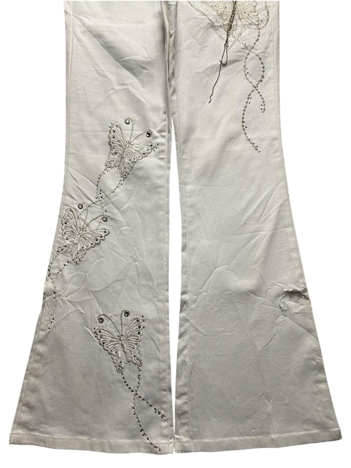 Japanese Brand Vintage Japanese Brand Tantra Embroidery Flare Jeans Size 28" / US 6 / IT 42 - 6 Thumbnail