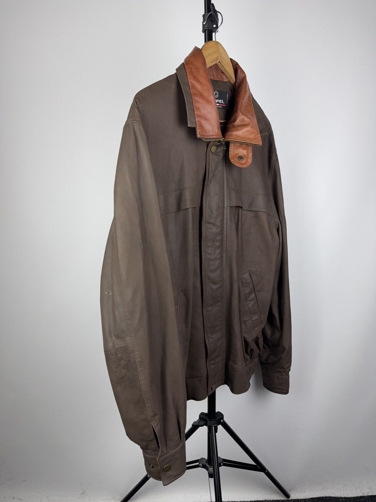 Other Vintage 90s VIMAPEL Leather Bomber Jacket Made in Italy 52 Size US L / EU 52-54 / 3 - 5 Thumbnail