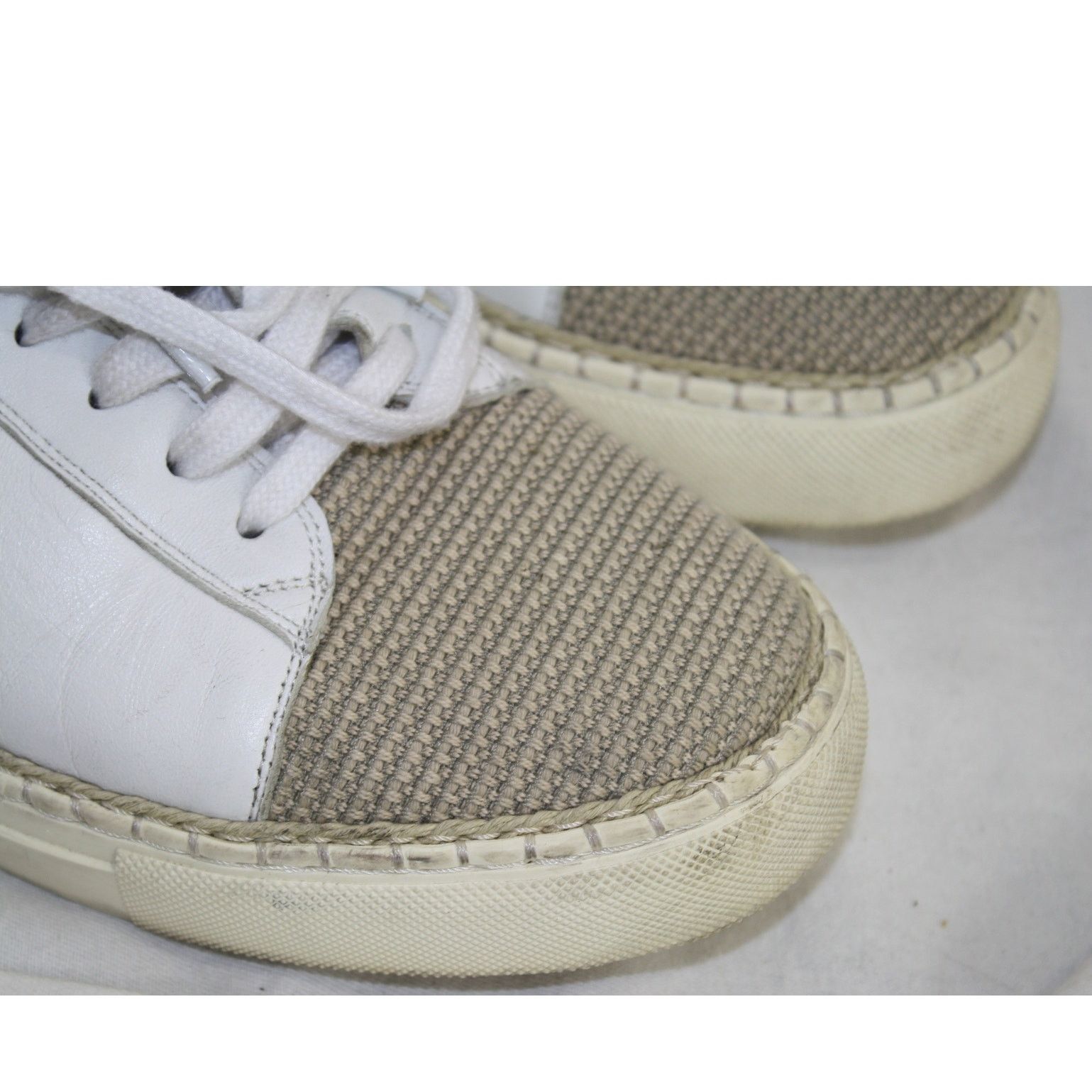 Robert Graham Robert Graham Sneakers Mens 10 White Leather Woven Toe Size US 10 / EU 43 - 4 Thumbnail