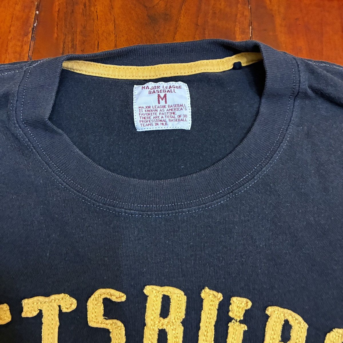 Uniqlo Uniqlo MLB vintage Size US M / EU 48-50 / 2 - 3 Thumbnail