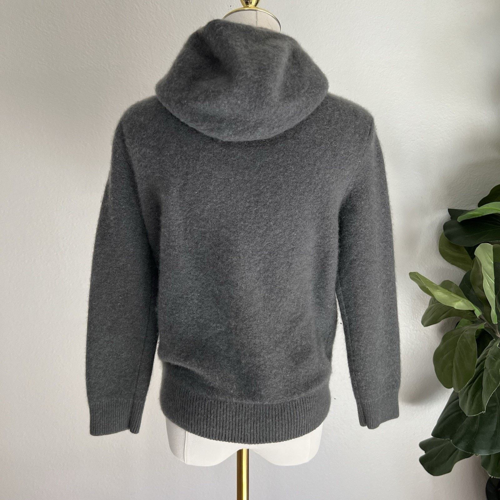 Vince $495 Vince Cashmere Pullover Hoodie Grey XS Women Sweater Size XS / US 0-2 / IT 36-38 - 2 Thumbnail