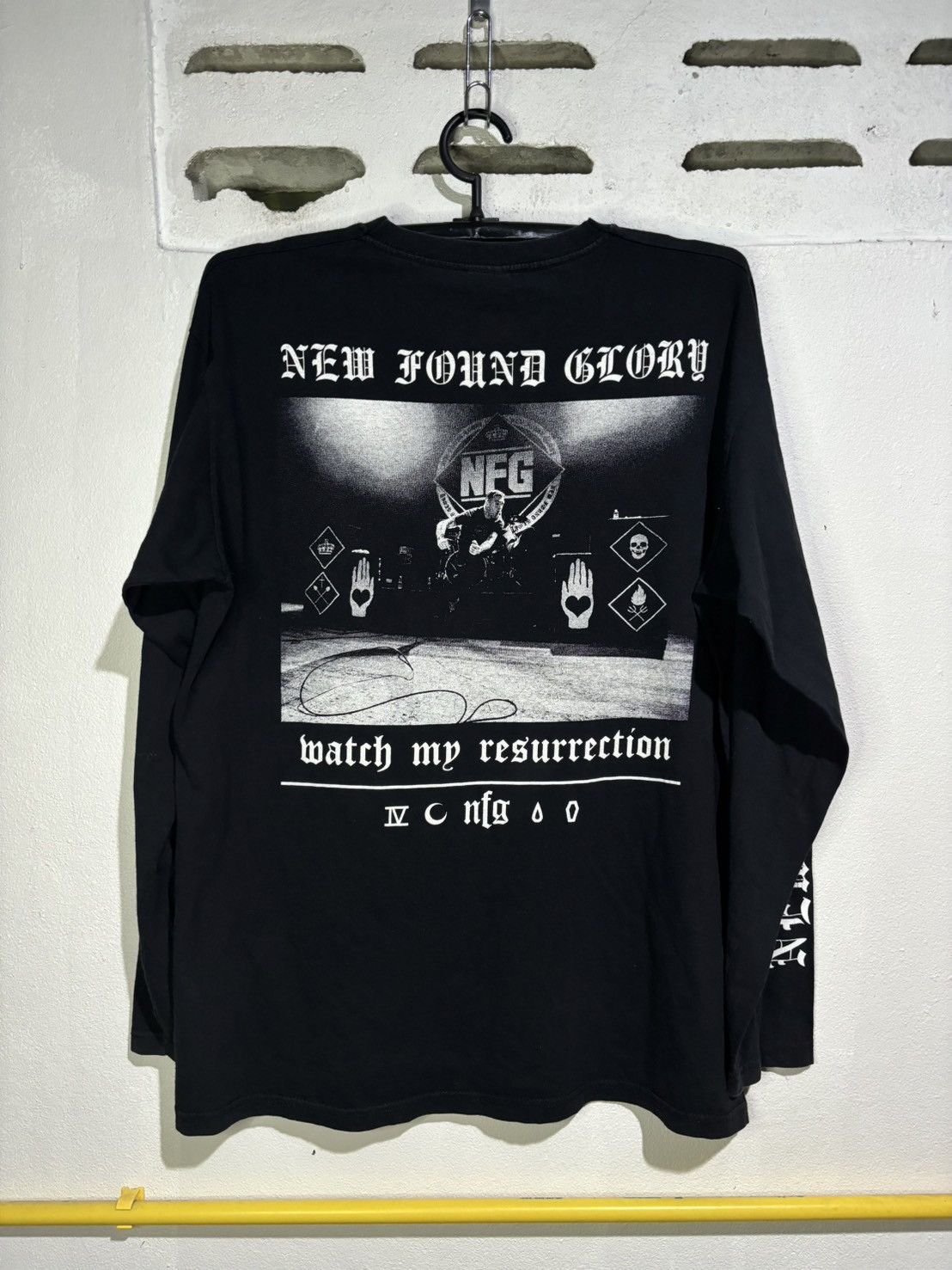 Band Tees 00s New Ground Glory Size US L / EU 52-54 / 3 - 5 Thumbnail