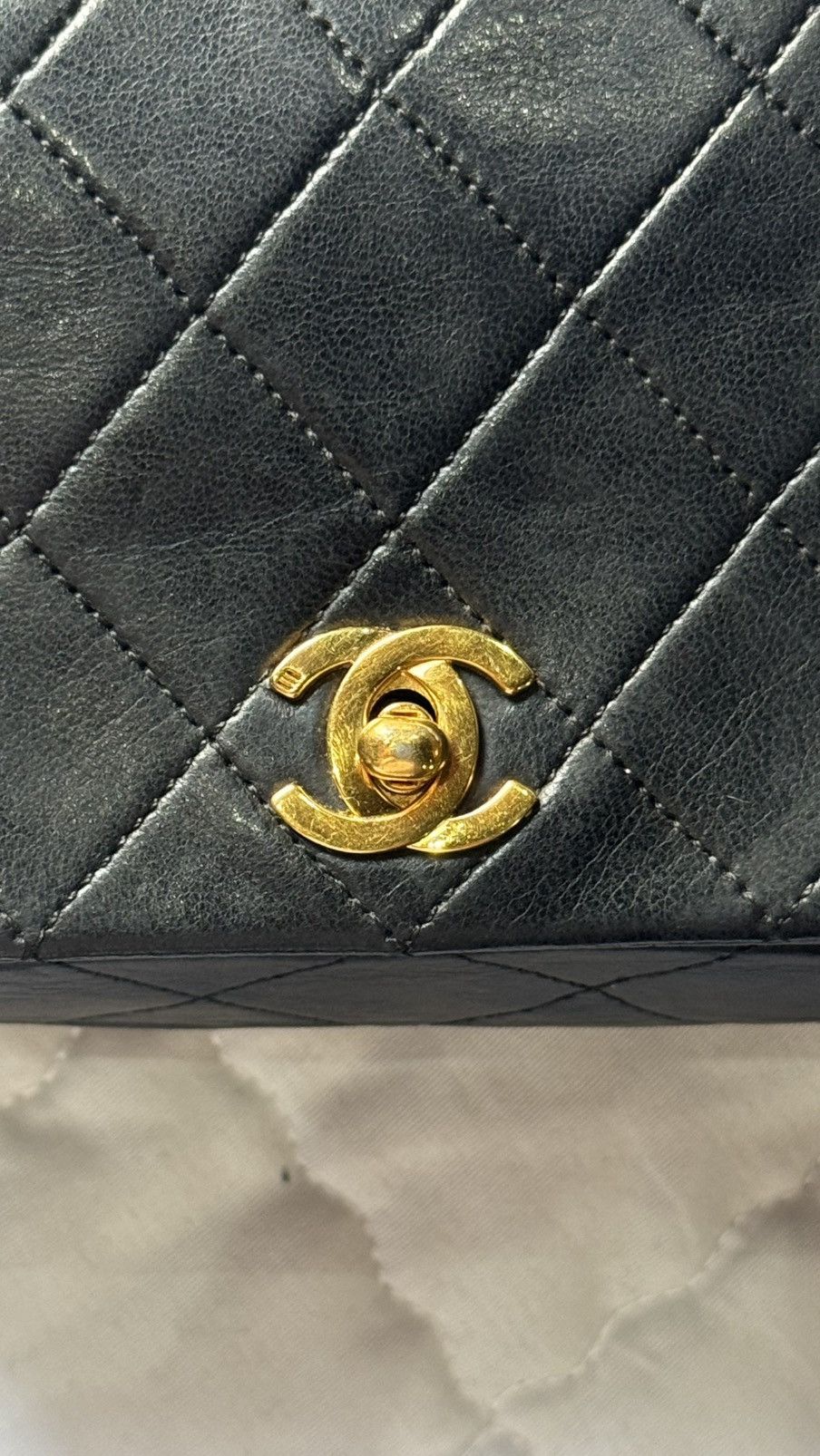 Chanel Chanel Matelasse Shoulder Bag Black Leather Size ONE SIZE - 10 Thumbnail
