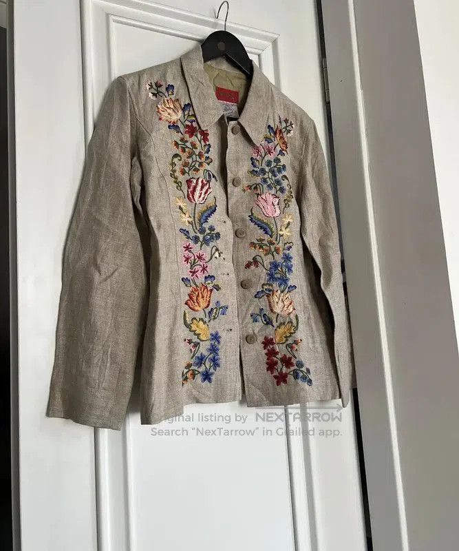 Kenzo KENZO Beige Women's Embroidered Cardigan . Size M / US 6-8 / IT 42-44 - 1 Thumbnail