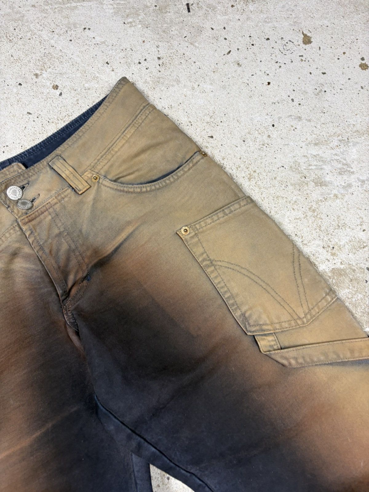 Dolce & Gabbana FW 2003 Dolce & Gabbana Utility Bronze Gradient Cargo Pants Size US 30 / EU 46 - 9 Thumbnail