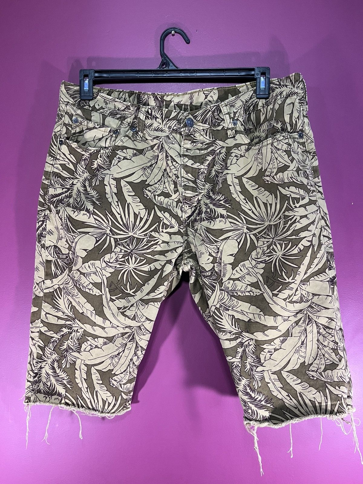 Levi's × Vintage Levi’s floral shorts Size US 38 / EU 54 - 1 Thumbnail