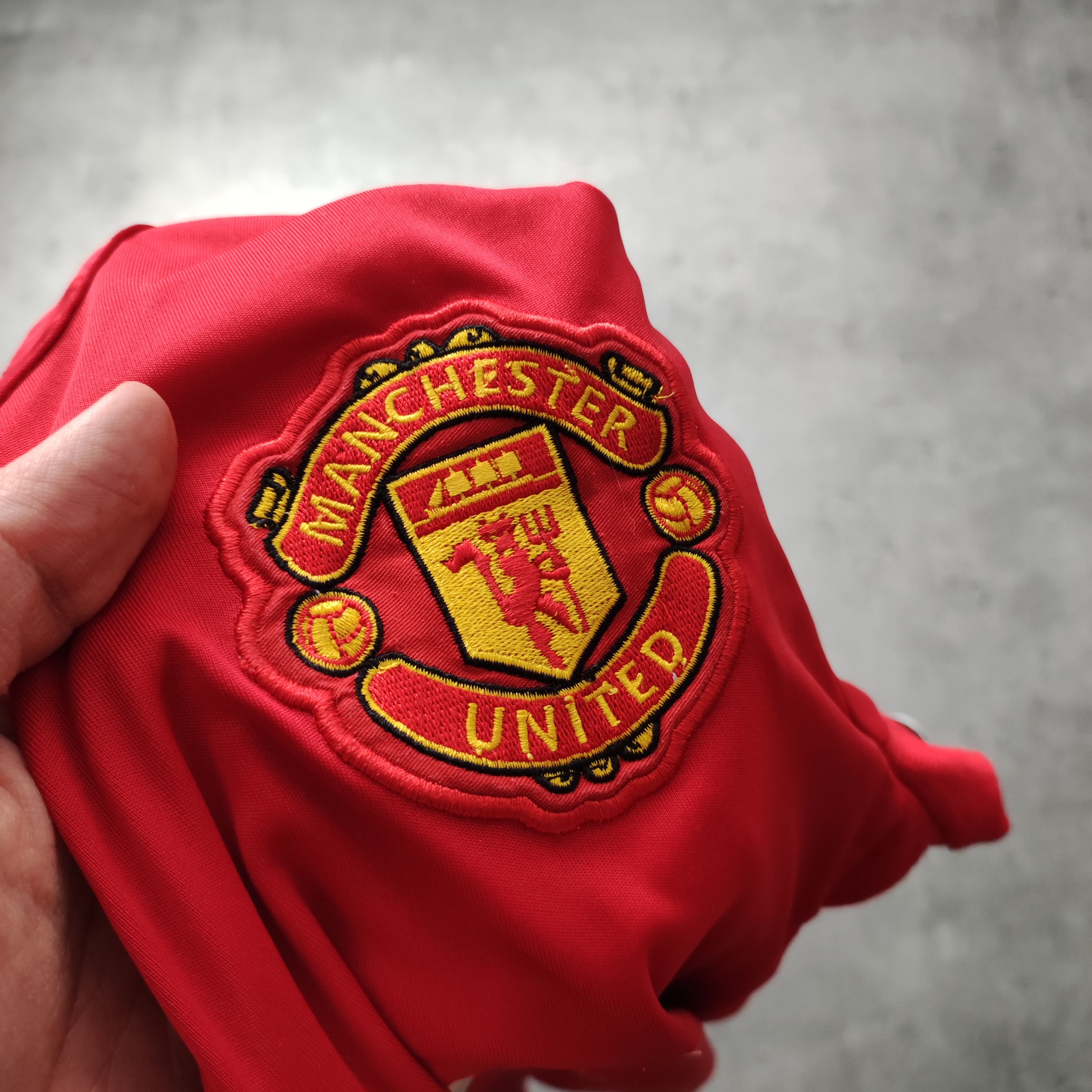 Adidas RARE Adidas x Manchester United Home Football Jersey Size US L / EU 52-54 / 3 - 6 Thumbnail
