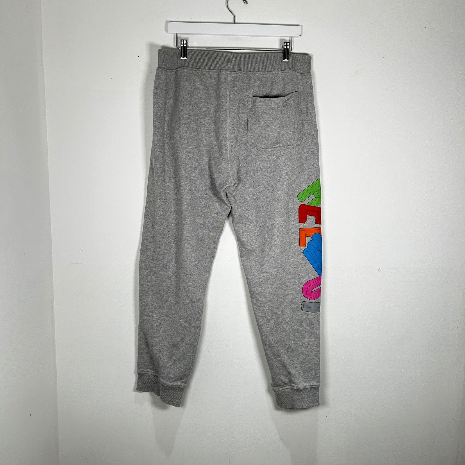 Helmut Lang Helmut Lang Grey 3D Logo Sweatpants Size M Size US 32 / EU 48 - 1 Thumbnail