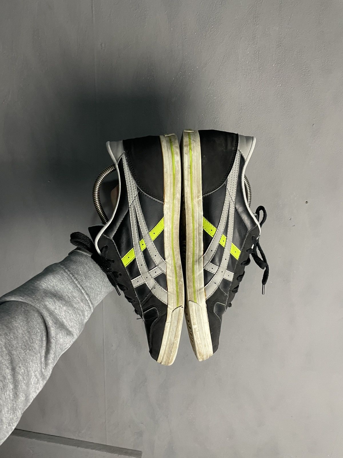 Asics Vintage ASICS onitsuka tiger leather shoes snickers Size US 10.5 / EU 43-44 - 3 Thumbnail